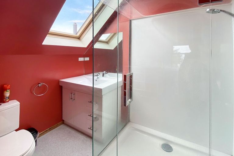 Photo of property in 266 Mount Pleasant Road, Mount Pleasant, Christchurch, 8081
