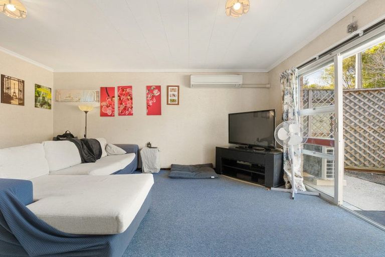 Photo of property in 2a Runciman Street, Green Island, Dunedin, 9018