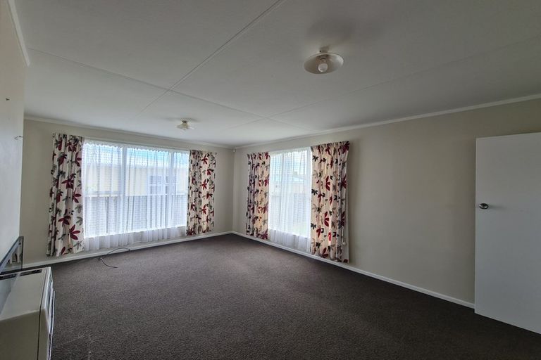 Photo of property in 136 Puriri Street, Castlecliff, Whanganui, 4501