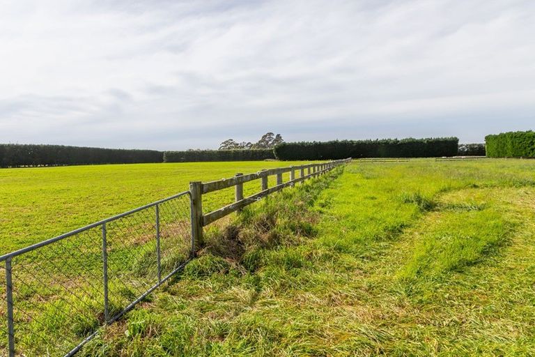 Photo of property in 74 Alpineview, West Melton, Christchurch, 7675