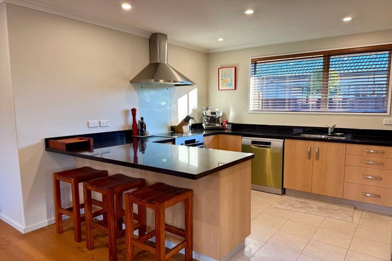 Photo of property in 67 Diamond Avenue, Spreydon, Christchurch, 8024