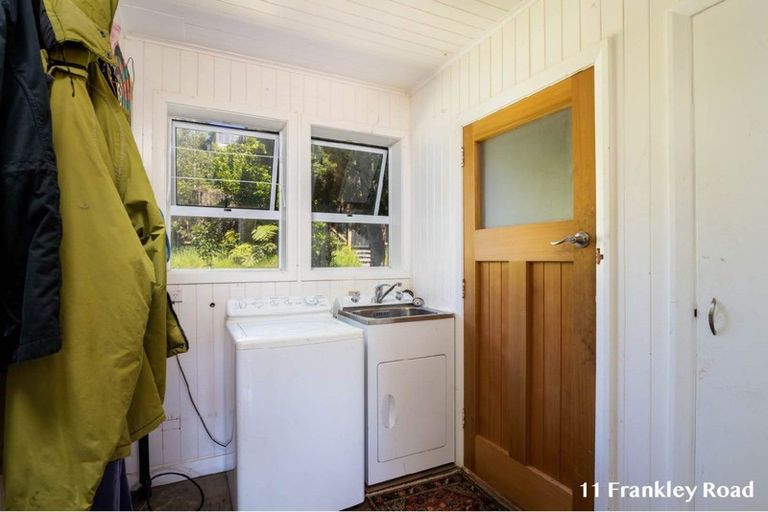 Photo of property in 13 Frankley Road, Westown, New Plymouth, 4310