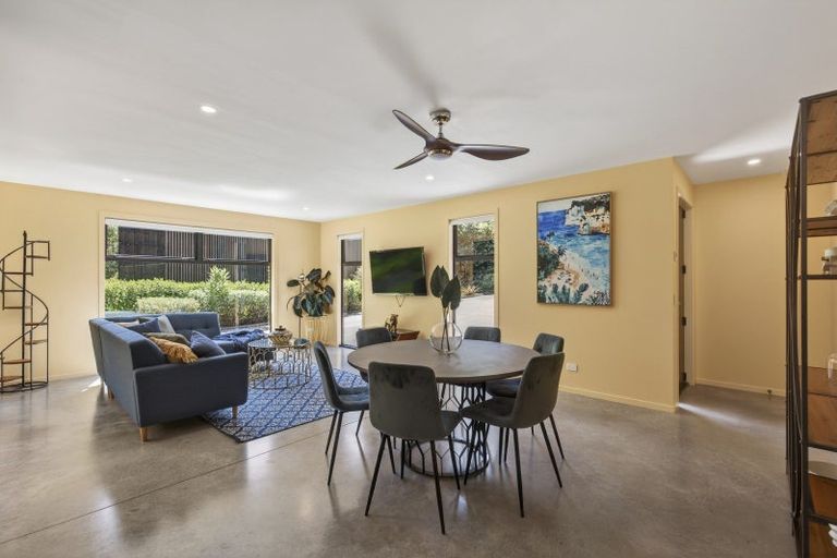 Photo of property in 94 Eliot Street, New Plymouth, 4310