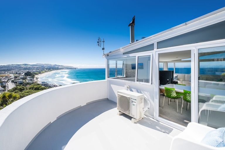 Photo of property in 104 Cliffs Road, Saint Clair, Dunedin, 9012