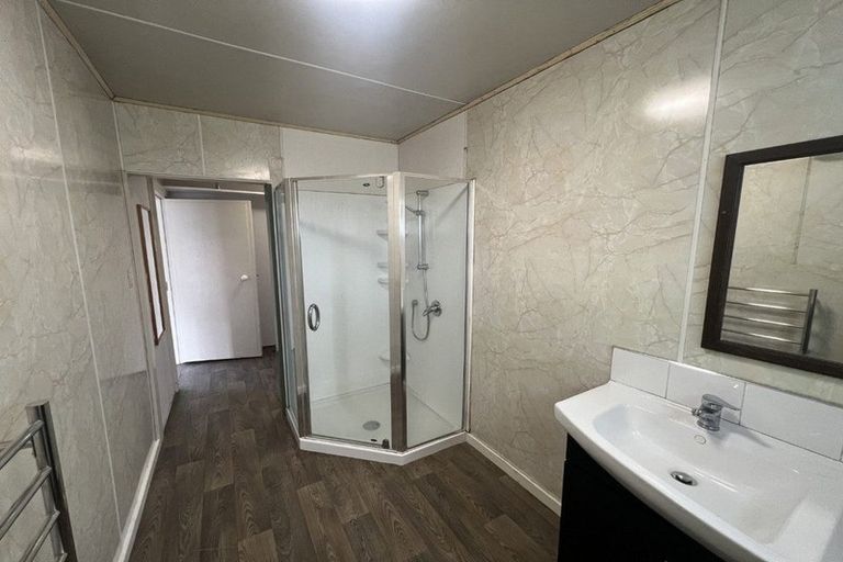 Photo of property in 16 Sawyers Arms Road, Northcote, Christchurch, 8052