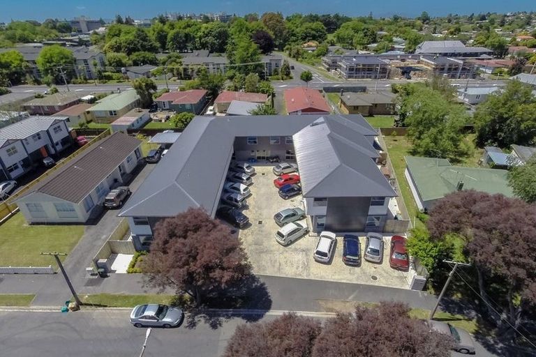 Photo of property in 1/12 Hogan Street, Hamilton East, Hamilton, 3216