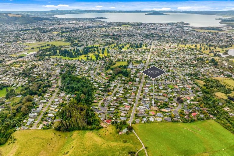 Photo of property in 5c Wychwood Crescent, Springfield, Rotorua, 3015