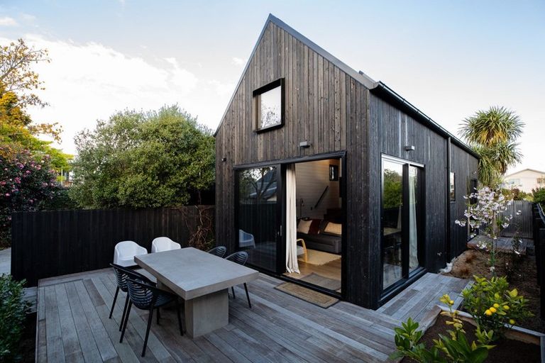 Photo of property in 12c Hurley Street, Christchurch Central, Christchurch, 8011