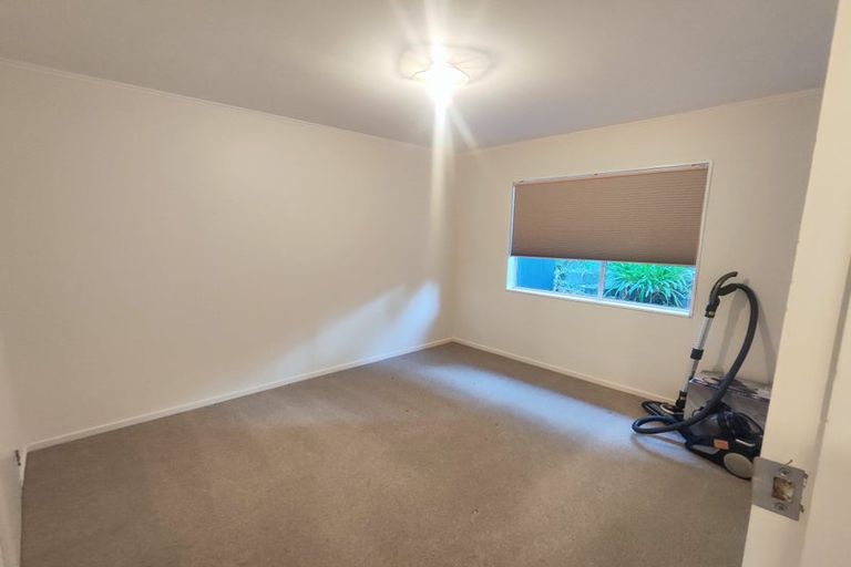 Photo of property in 1/6 Main Road, Wainuiomata, Lower Hutt, 5014