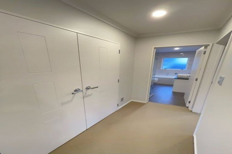 Photo of property in 11 Lucca Crescent, Flat Bush, Auckland, 2019