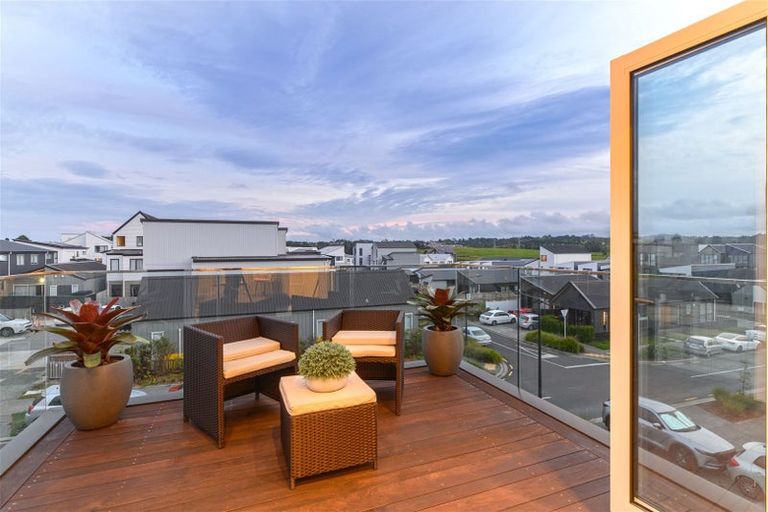 Photo of property in 35 Matakohe Road, Westgate, Auckland, 0814