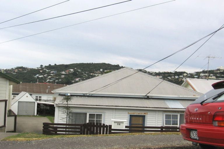 Photo of property in 56 Lonsdale Crescent, Rongotai, Wellington, 6022