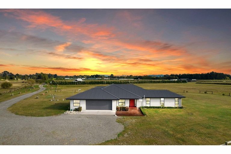 Photo of property in 918b Weedons Ross Road, West Melton, Christchurch, 7671