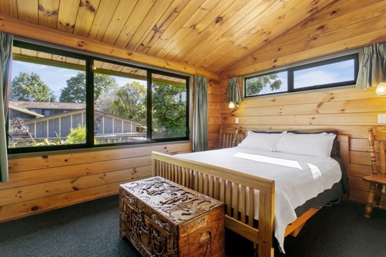 Photo of property in 6 Parata Street, Two Mile Bay, Taupo, 3330