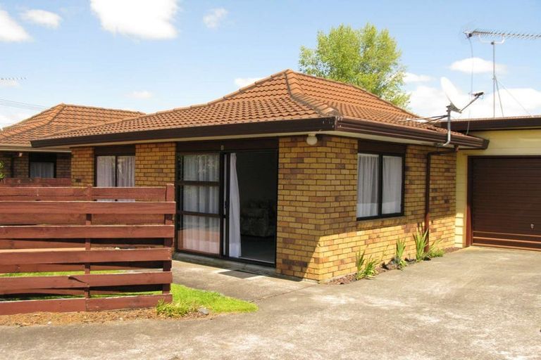 Photo of property in 2/8 Ingram Street, Papakura, 2110