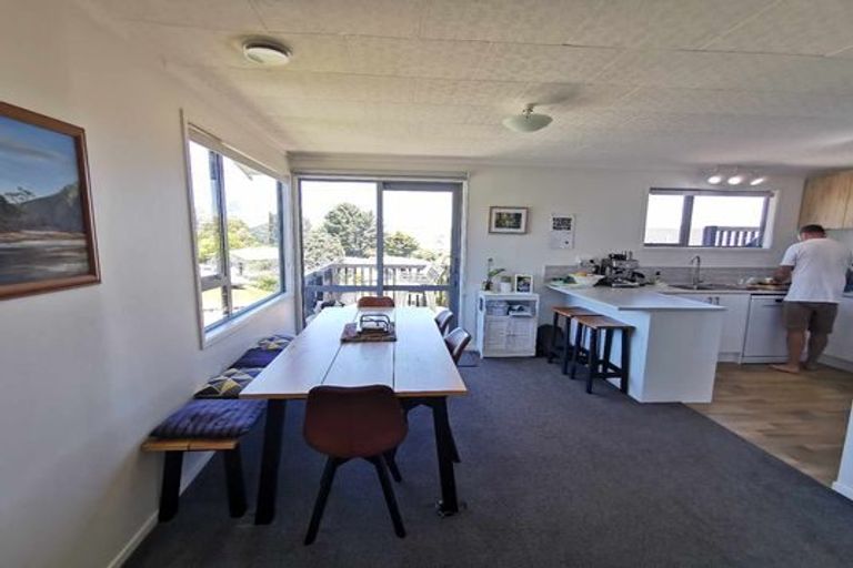 Photo of property in 4 Staysail Place, Whitby, Porirua, 5024