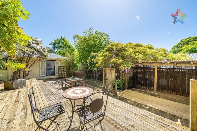 Photo of property in 7 Zeala Grove, Stokes Valley, Lower Hutt, 5019