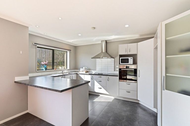 Photo of property in 102 Mountain View Terrace End, Otaki Beach, Otaki, 5512