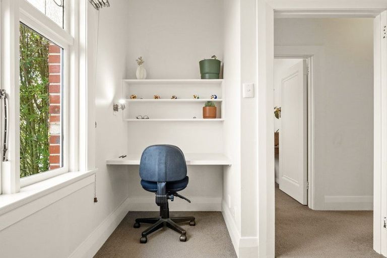 Photo of property in 10 Sandringham Street, Saint Clair, Dunedin, 9012