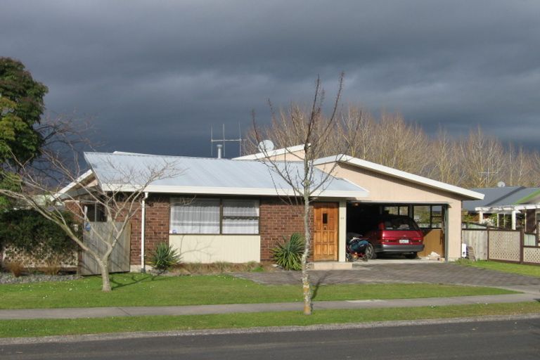 Photo of property in 22 Ranui Street, Dinsdale, Hamilton, 3204
