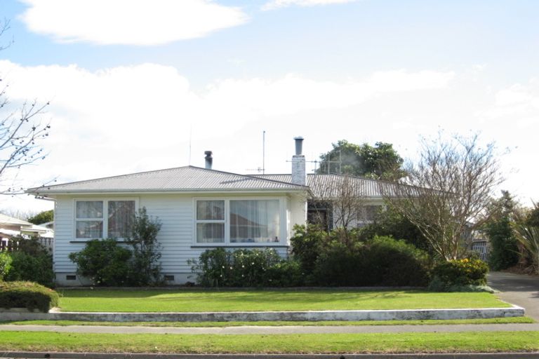 Photo of property in 28 Bill Hercock Street, Pirimai, Napier, 4112