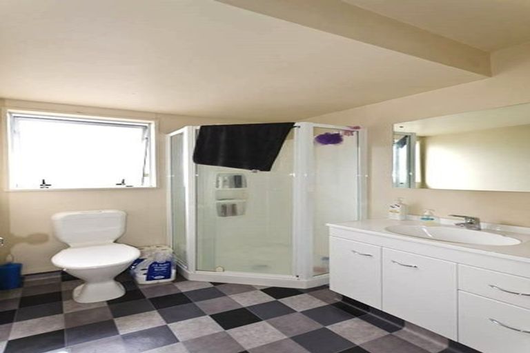 Photo of property in 105a Elizabeth Street, Riccarton, Christchurch, 8041