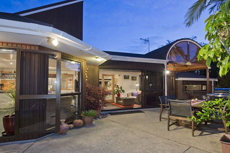 Photo of property in 15a Kent Road, Regent, Whangarei, 0112