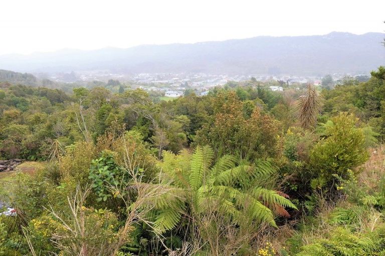 Photo of property in 11 Railway Terrace, Runanga, 7803