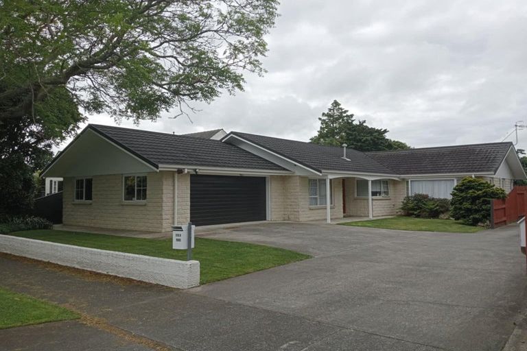 Photo of property in 103 Pahiatua Street, Hokowhitu, Palmerston North, 4410