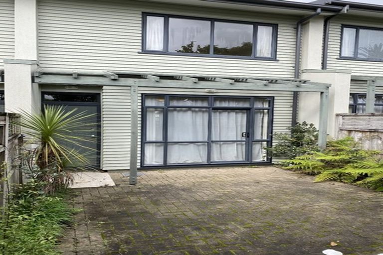 Photo of property in 109/2 Armoy Drive, East Tamaki, Auckland, 2016