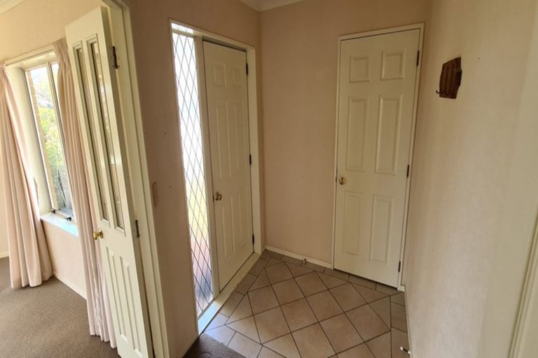 Photo of property in 11 Frisken Place, Lynmore, Rotorua, 3010