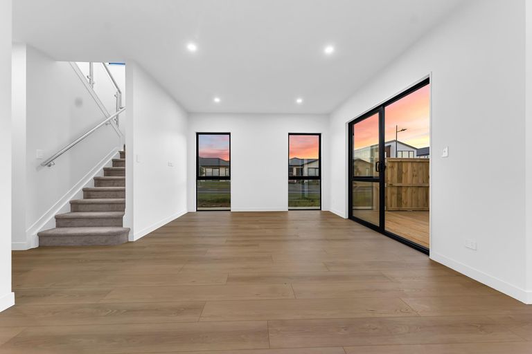 Photo of property in 14 Gertrude Cole Road, Clarks Beach, 2122