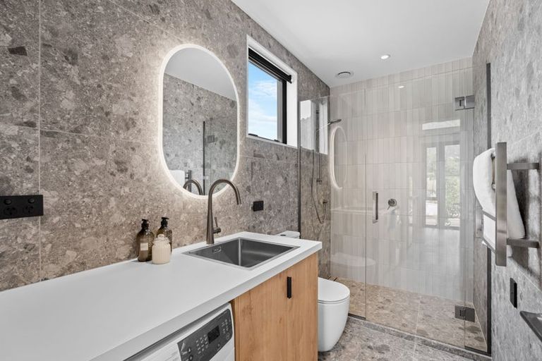 Photo of property in 10 Taurus Lane, Jacks Point, 9371