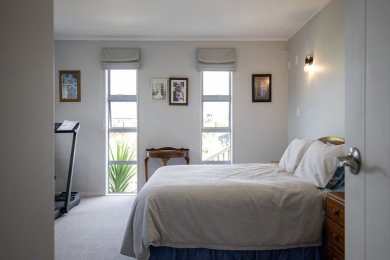 Photo of property in 18 Seabreeze Way, Raglan, 3225