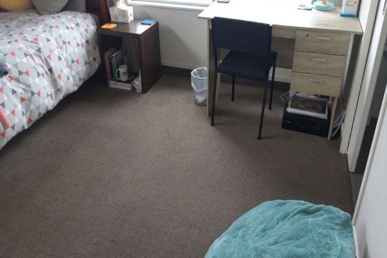 Photo of property in 27c Newnham Terrace, Upper Riccarton, Christchurch, 8041