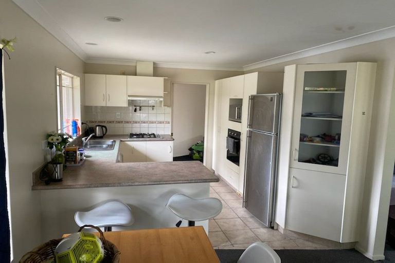 Photo of property in 32 Belmont Rise, Katikati, 3129
