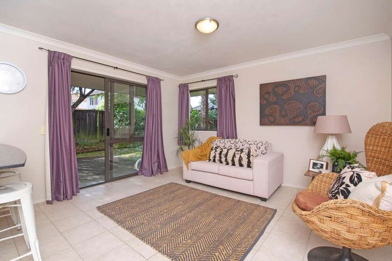 Photo of property in 24 Baltersan Drive, Flat Bush, Auckland, 2016