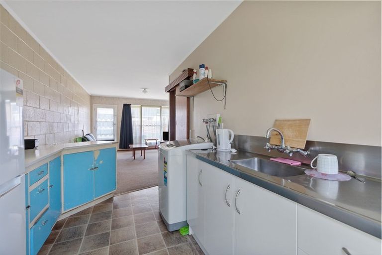 Photo of property in 43 Cameron Road, Bluff Hill, Napier, 4110