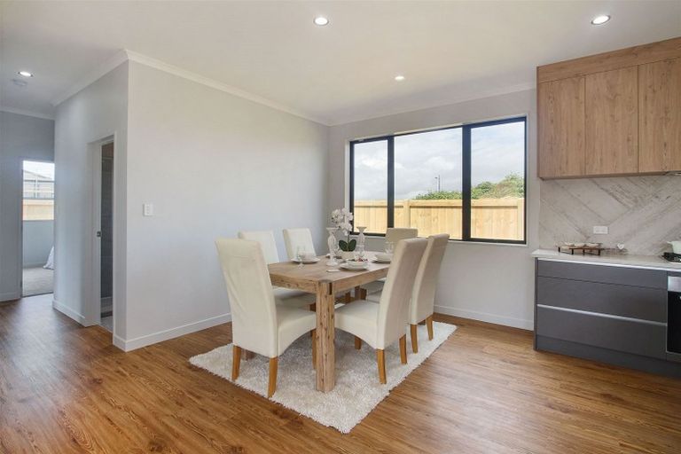 Photo of property in 65 Clarks Beach Road, Clarks Beach, 2122