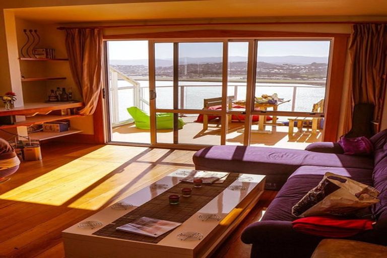 Photo of property in 57 View Road, Houghton Bay, Wellington, 6023