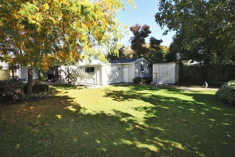 Photo of property in 594 Harewood Road, Harewood, Christchurch, 8051