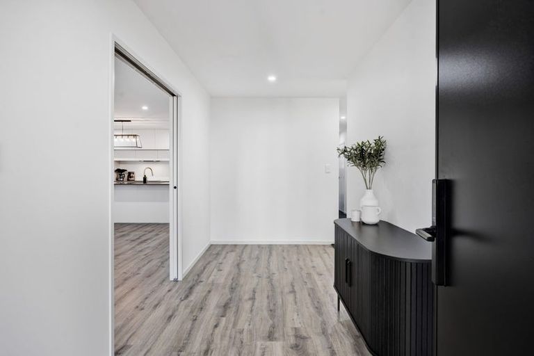 Photo of property in 74 Turuturu Road, Hawera, 4674