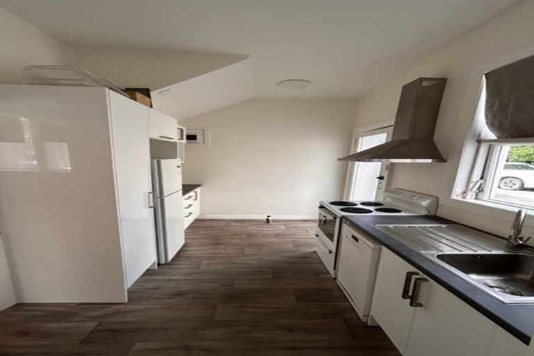 Photo of property in 39 Thompson Street, Mount Cook, Wellington, 6011