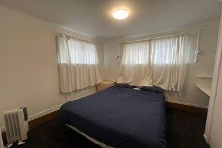 Photo of property in 150 Avondale Road, Avondale, Auckland, 1026