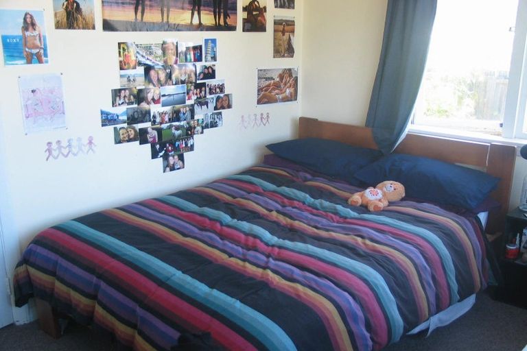 Photo of property in 17 Hillary Crescent, Upper Riccarton, Christchurch, 8041