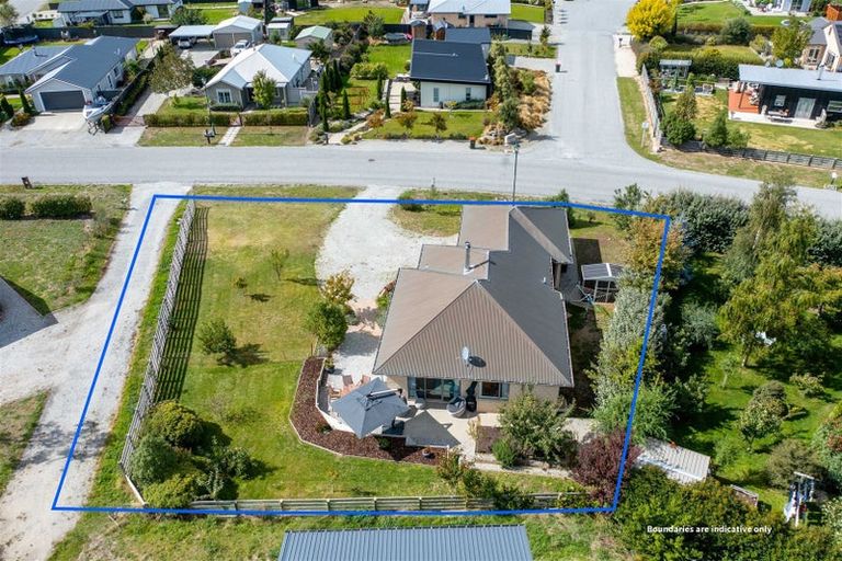 Photo of property in 17 Missy Crescent, Mount Pisa, Cromwell, 9383