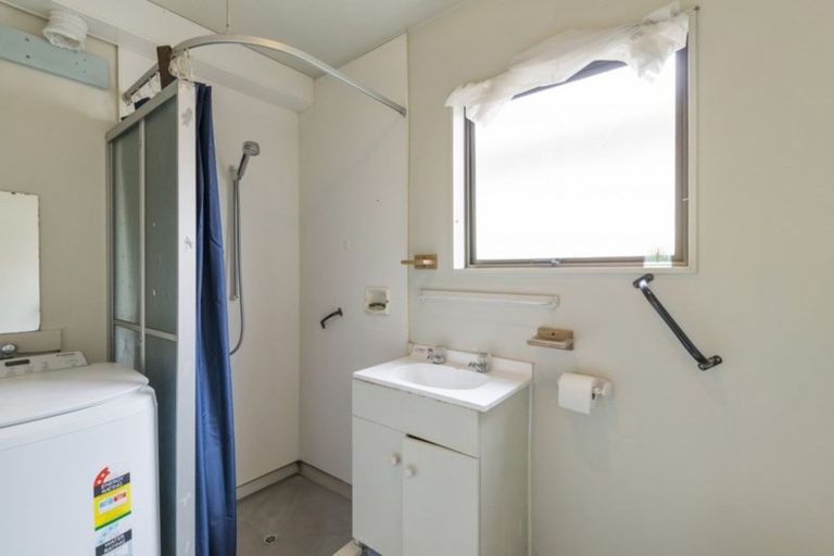 Photo of property in 75 Tilford Street, Woolston, Christchurch, 8062