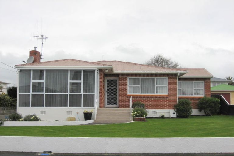 Photo of property in 10 Tawa Street, Levin, 5510