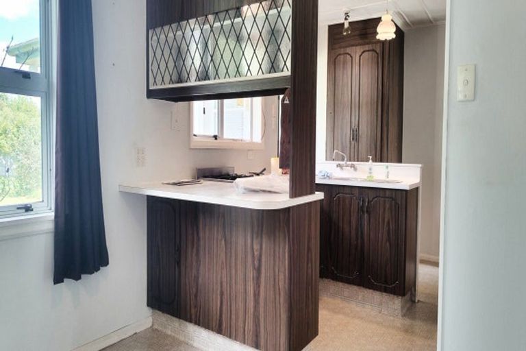 Photo of property in 10 Stirling Crescent, Hokowhitu, Palmerston North, 4410