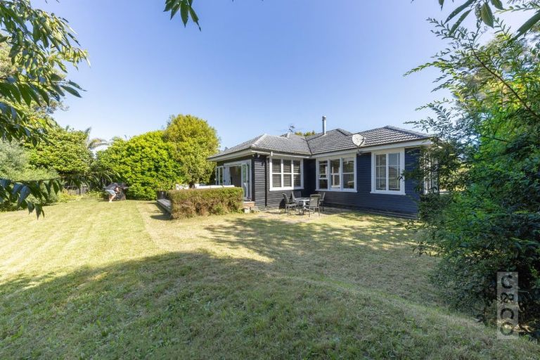 Photo of property in 11 Elliot Street, Riverhead, 0820